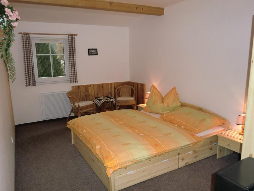 Pension Hela Bedřichov Rum bild